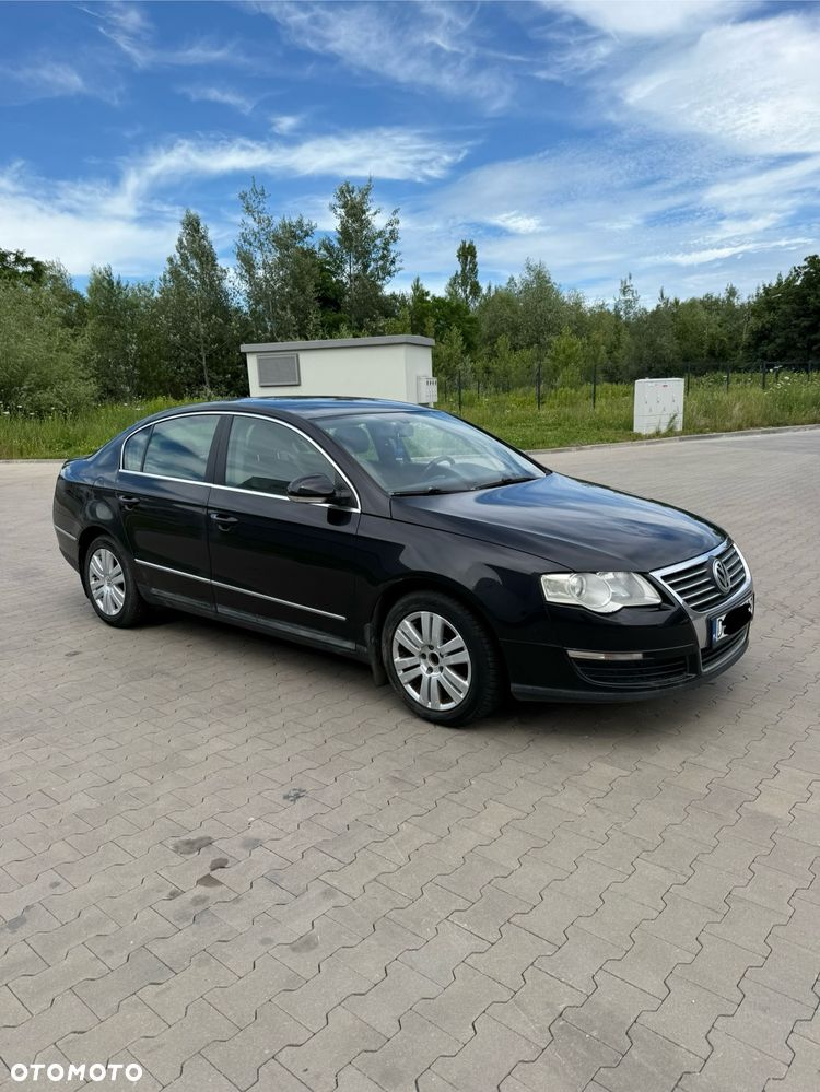 Volkswagen Passat 2.0 TDI Highline - 2