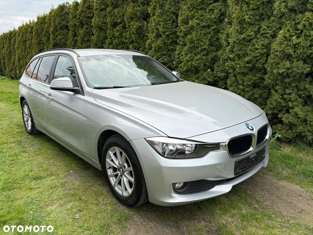 BMW Seria 3 320d Blue Performance Sport Line - 2