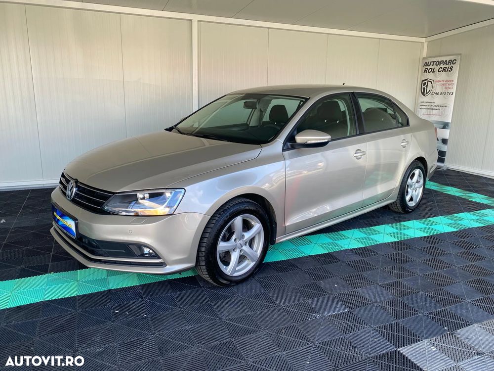 Volkswagen Jetta - 10
