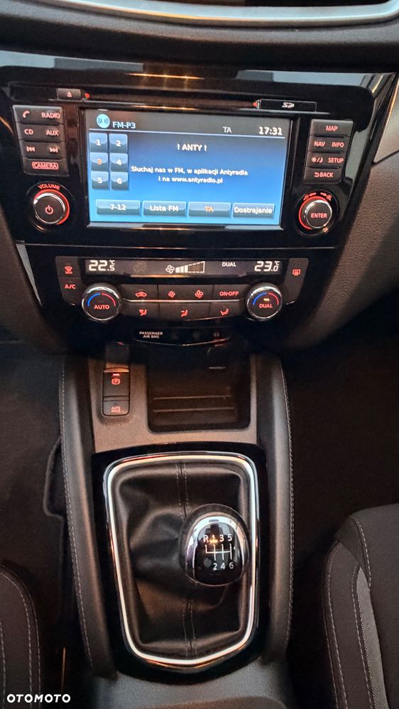 Nissan Qashqai 1.5 dCi N-Connecta - 20