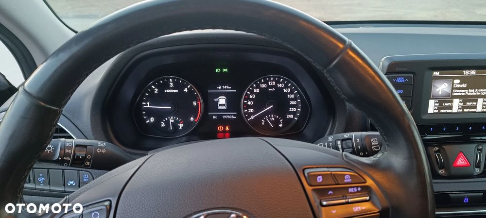 Hyundai i30 1.6 D Classic + - 6
