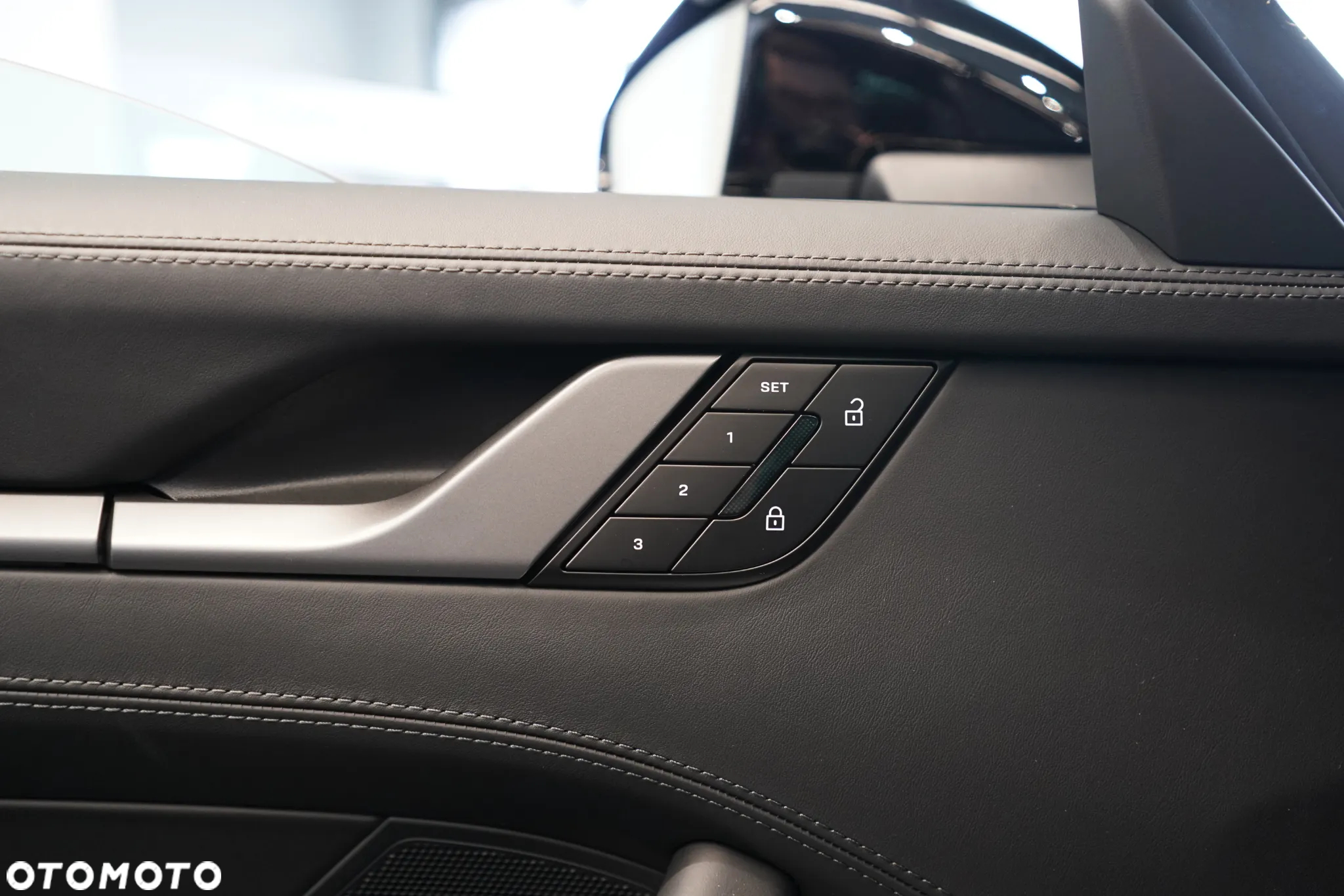 Porsche 911 Carrera S - 24