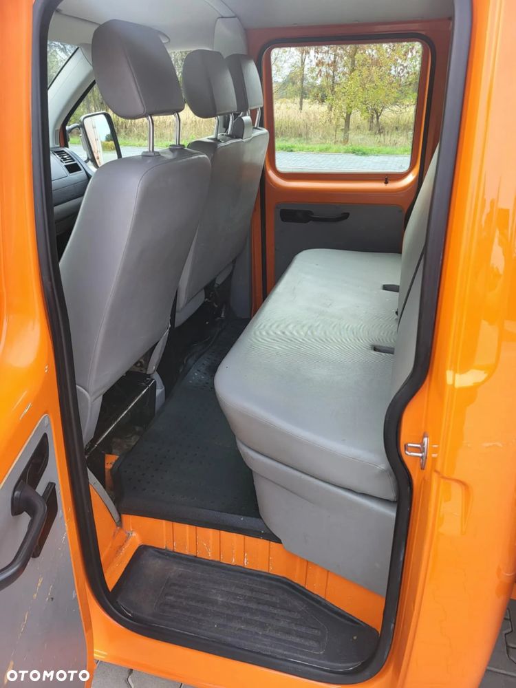 Volkswagen Transporter - 18