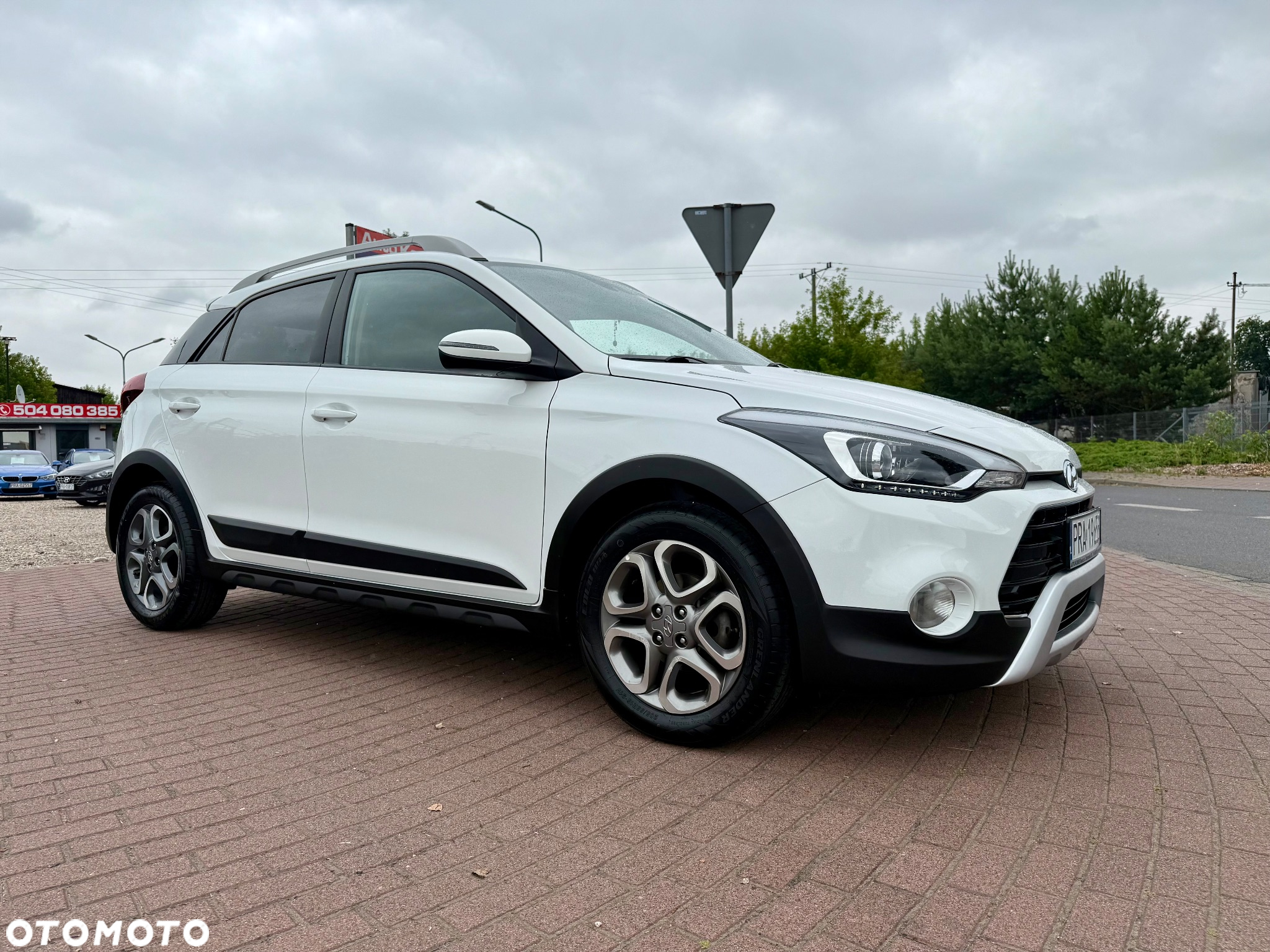 Hyundai i20 blue 1.4 Active Select - 24