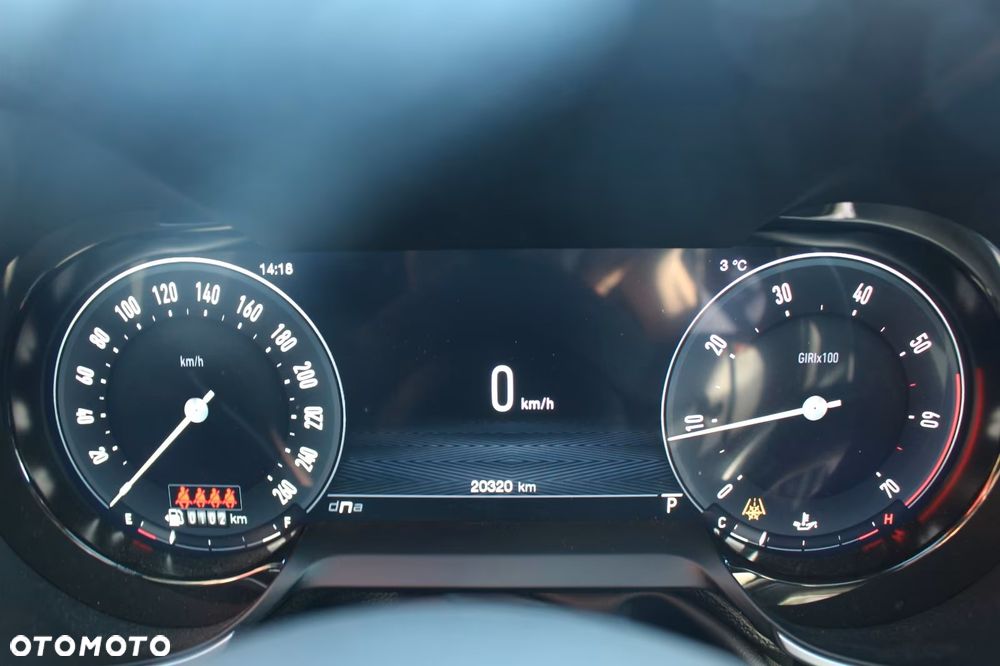 Alfa Romeo Giulia 2.0 Turbo 16V AT8-Q4 Competizione - 13