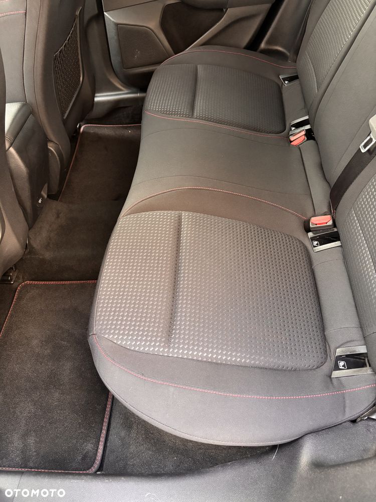 Ford Focus 1.0 EcoBoost ST-Line - 21