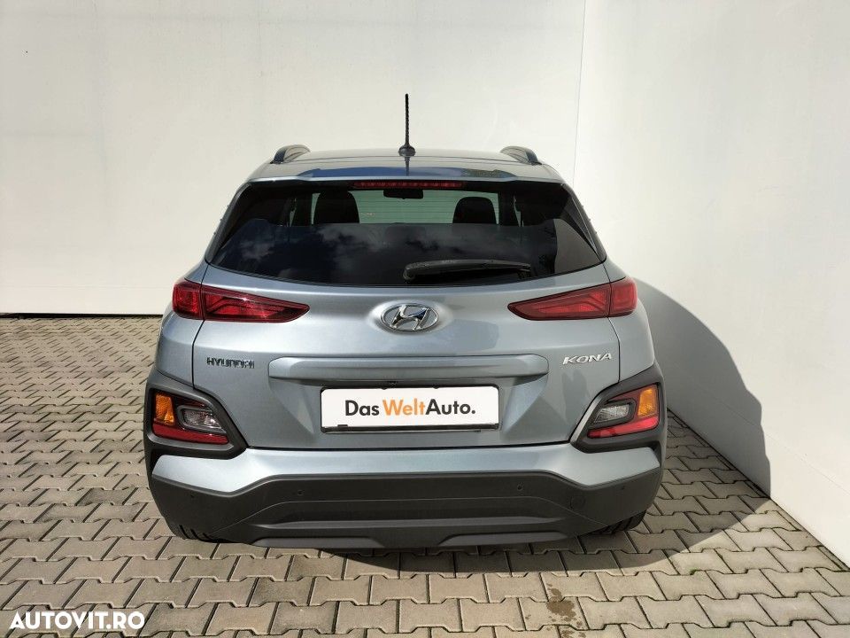 Hyundai KONA - 7