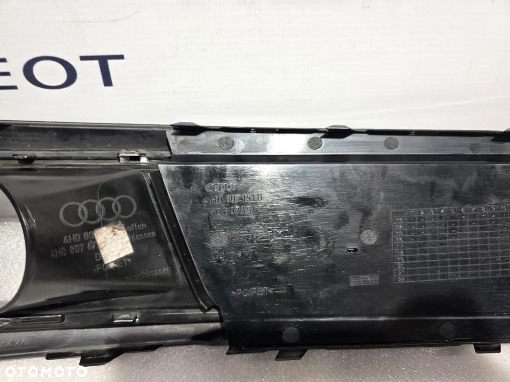 AUDI A8 4H0 D4 LIFT 13- LEWA / PRAWA KRATKA BOCZNA ZDERZAKA PRZEDNIEGO PRZÓD NR 4H0807680P / 4H0807680Q + 4K0807152B , 4H0807679P / 4H0807679Q + 4H0807151B NR AUKCJI KB91 - 15