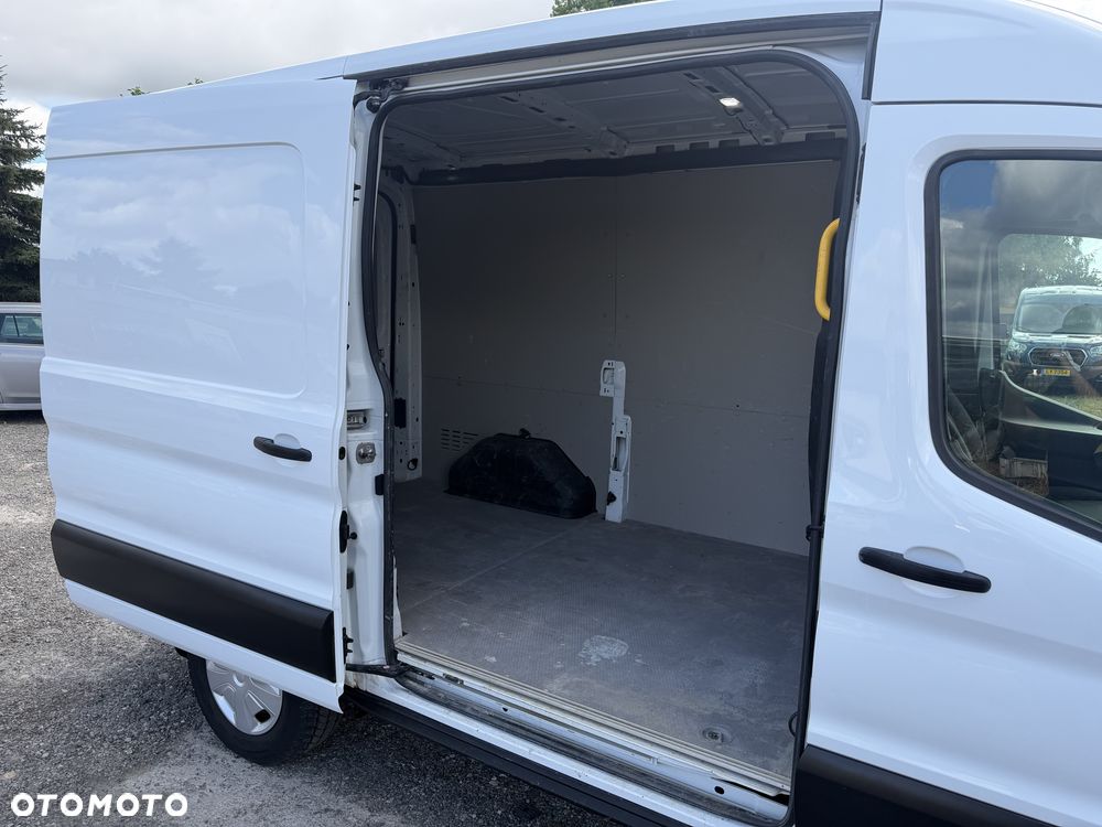Ford Transit - 10