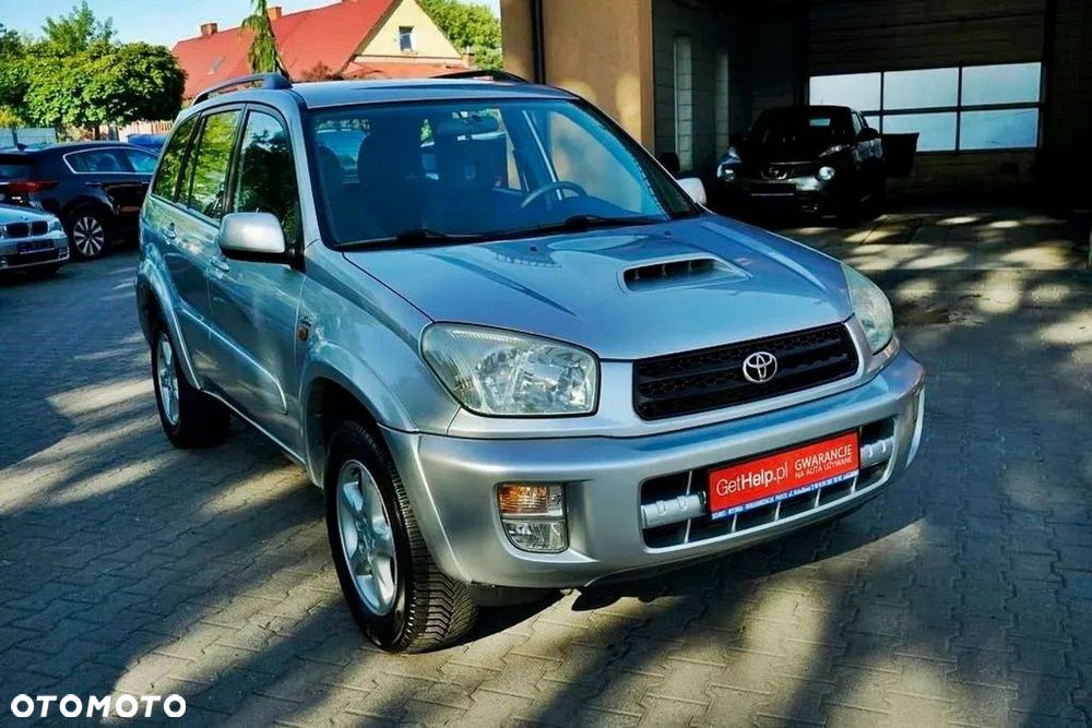 Toyota RAV4 2.0 D-4D 4x4 - 4