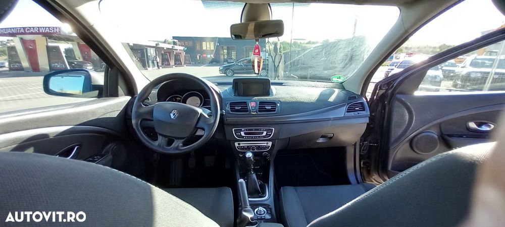 Renault Megane 1.9 dCi Privilege - 12