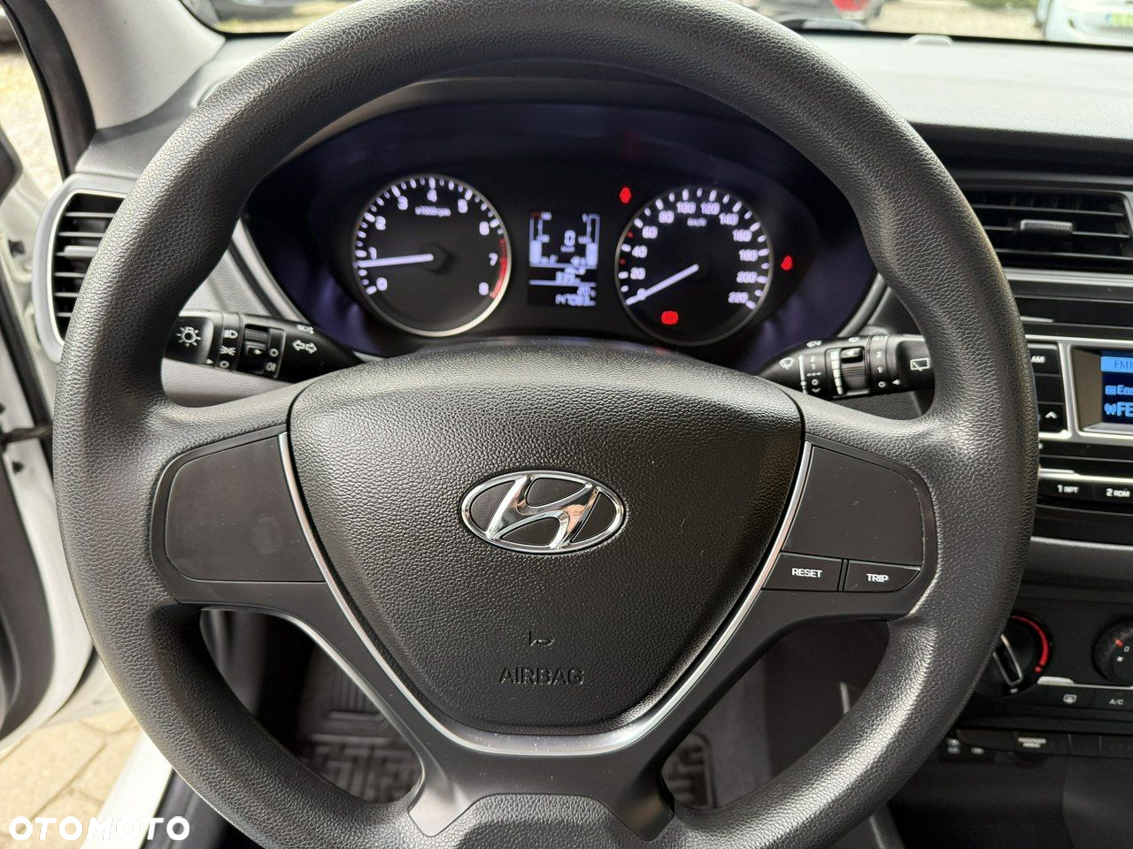 Hyundai i20 1.2 BlueDrive Classic + - 16