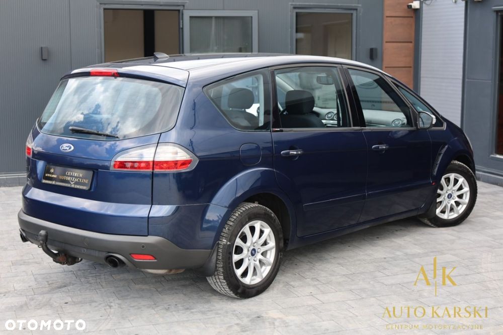 Ford S-Max - 12