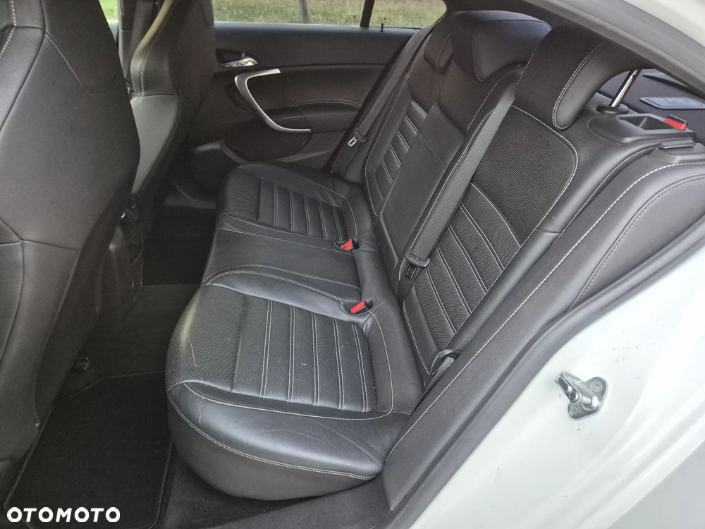 Opel Insignia - 22