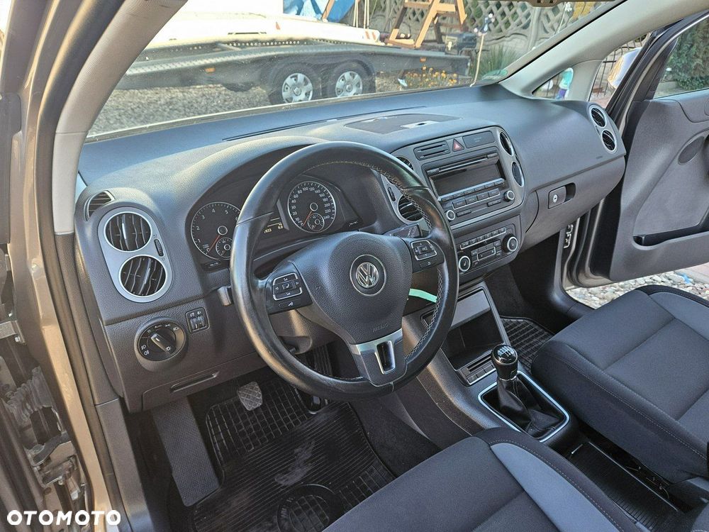 Volkswagen Golf Plus - 8