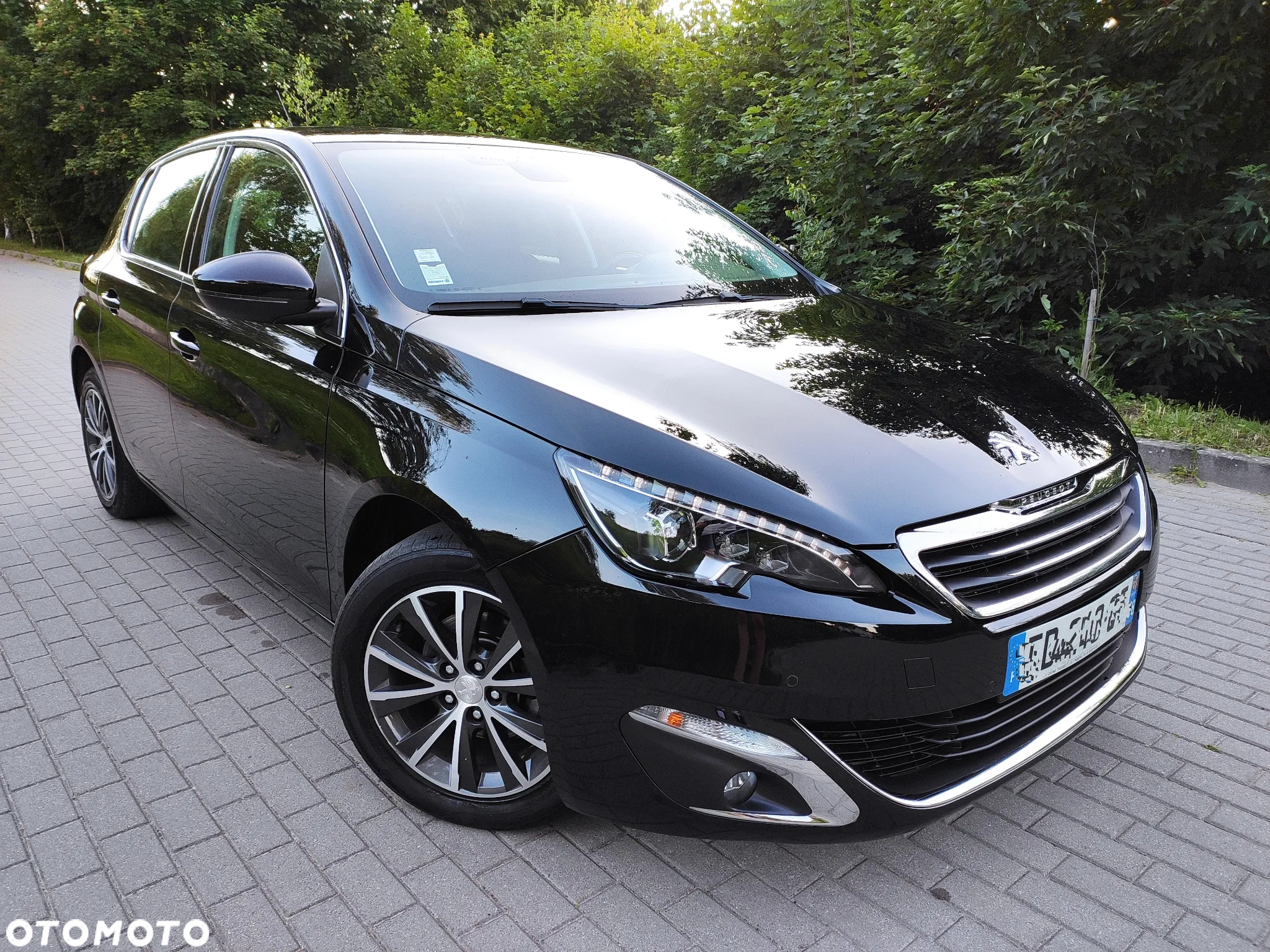 Peugeot 308 1.2 PureTech Allure S&S - 3