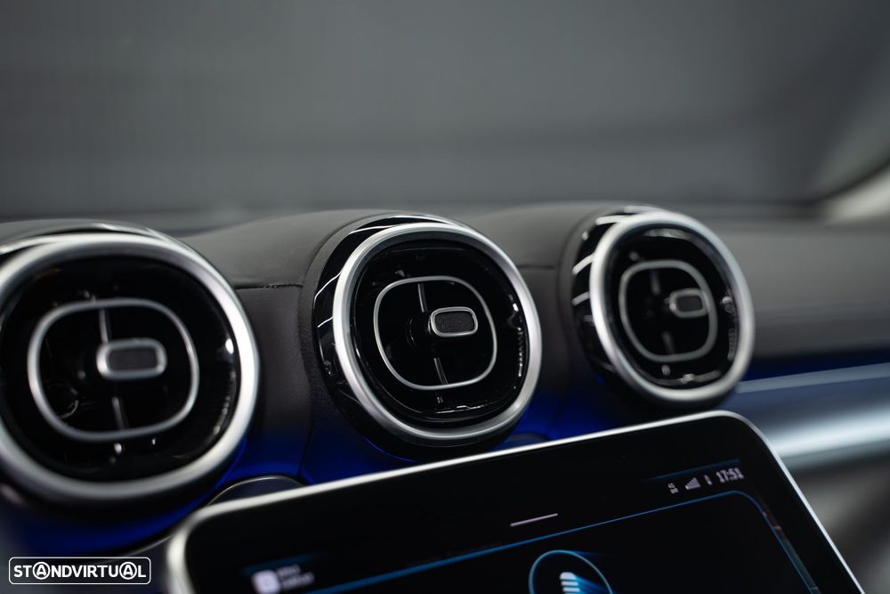 Mercedes-Benz C 300 de AMG Line - 31