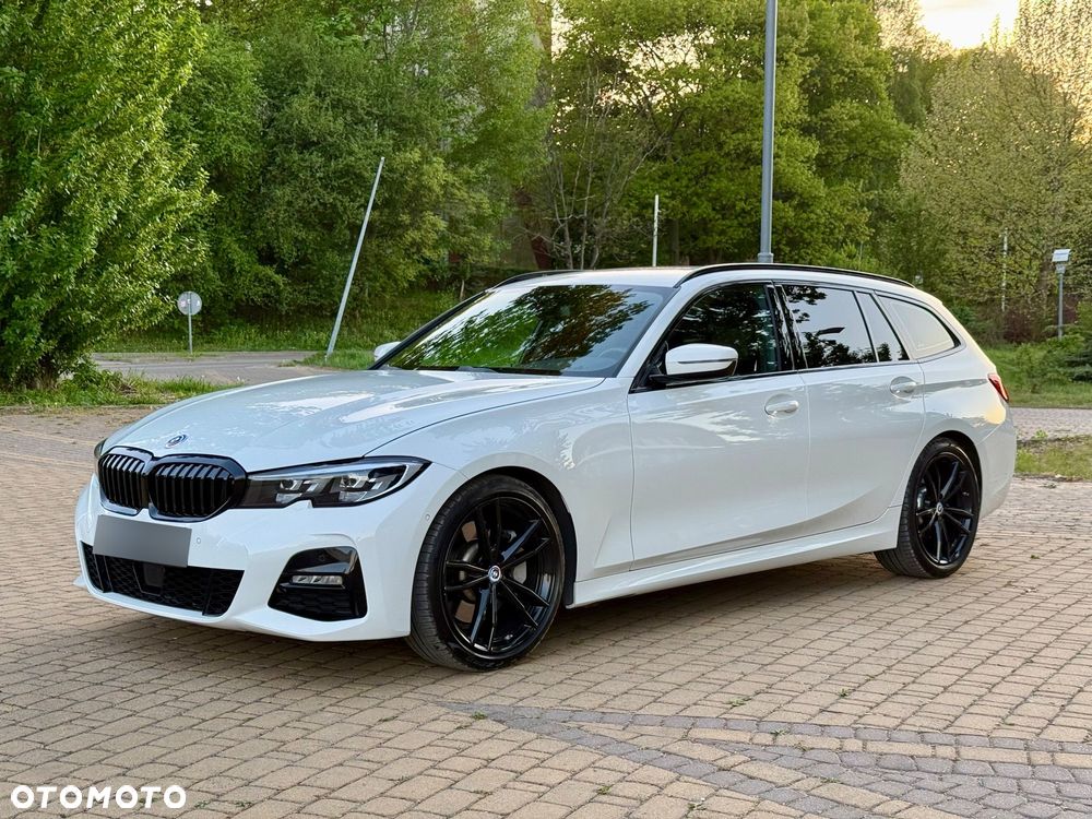 BMW Seria 3 330i M Sport sport - 1