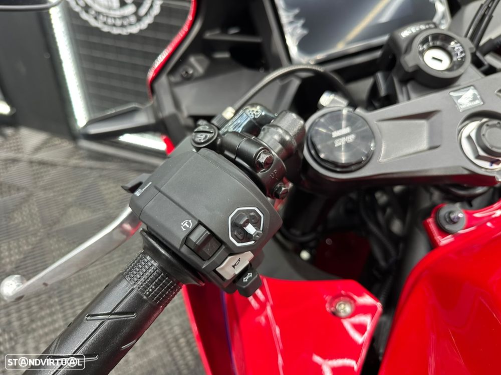 Honda CBR 500 R E-CLUTCH 2026 - 8