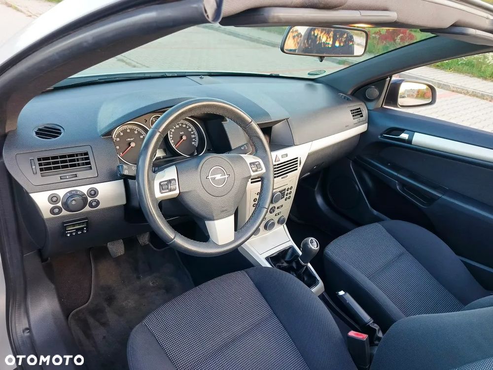 Opel Astra 1.8 Endless Summer - 22