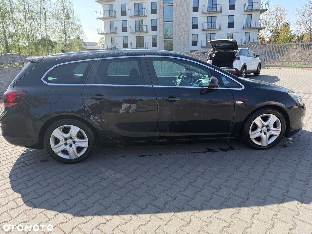 Opel Astra 2.0 CDTI Cosmo - 2