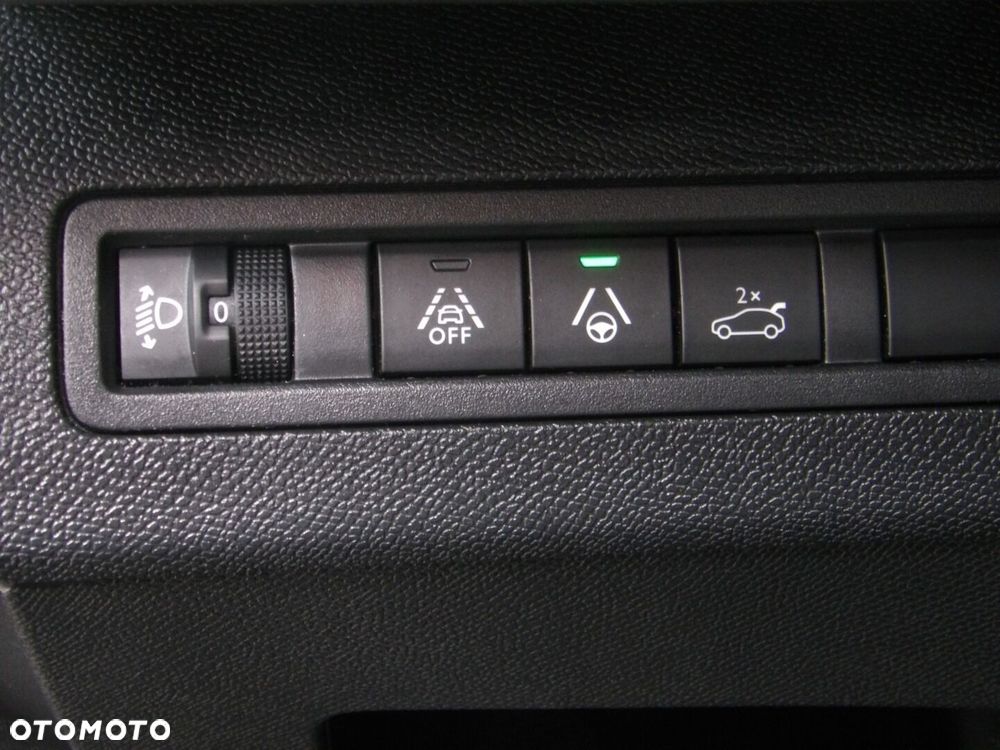 Peugeot 5008 1.5 BlueHDi Allure Pack S&S EAT8 - 18