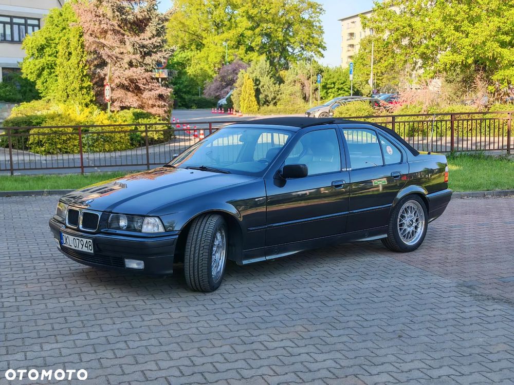 BMW Seria 3 320i - 2