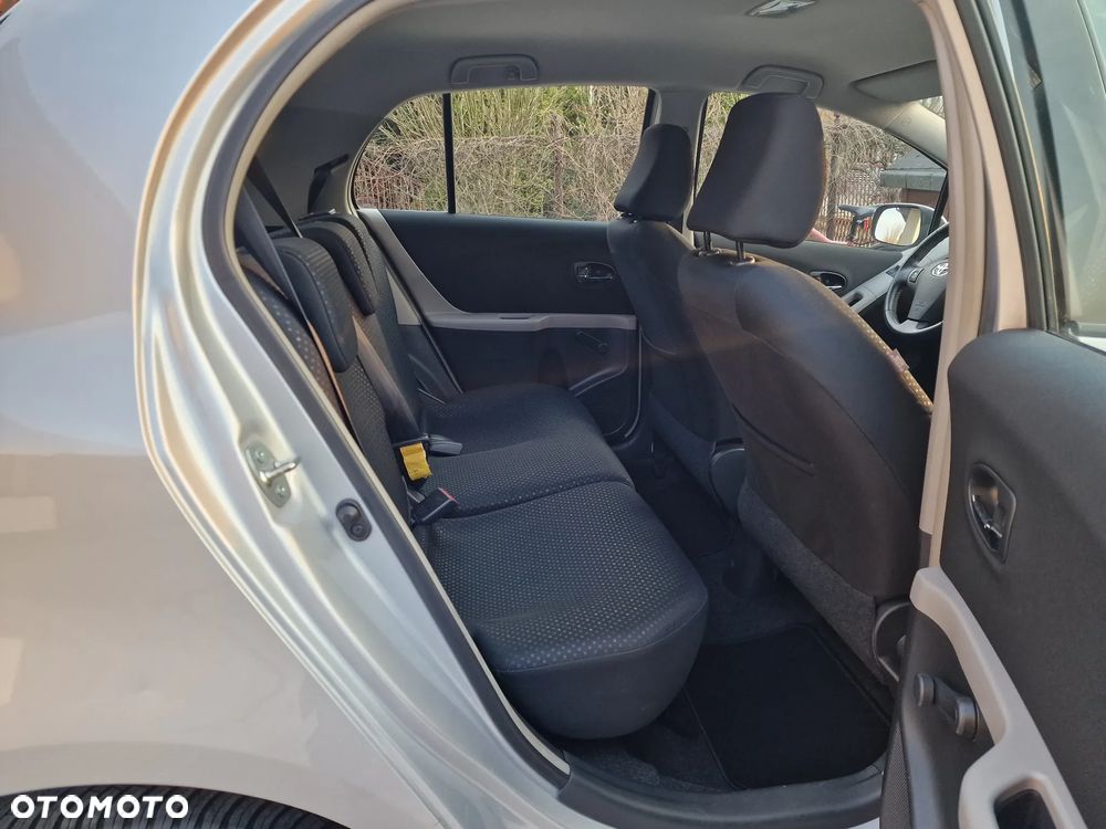 Toyota Yaris 1.33 Luna - 25