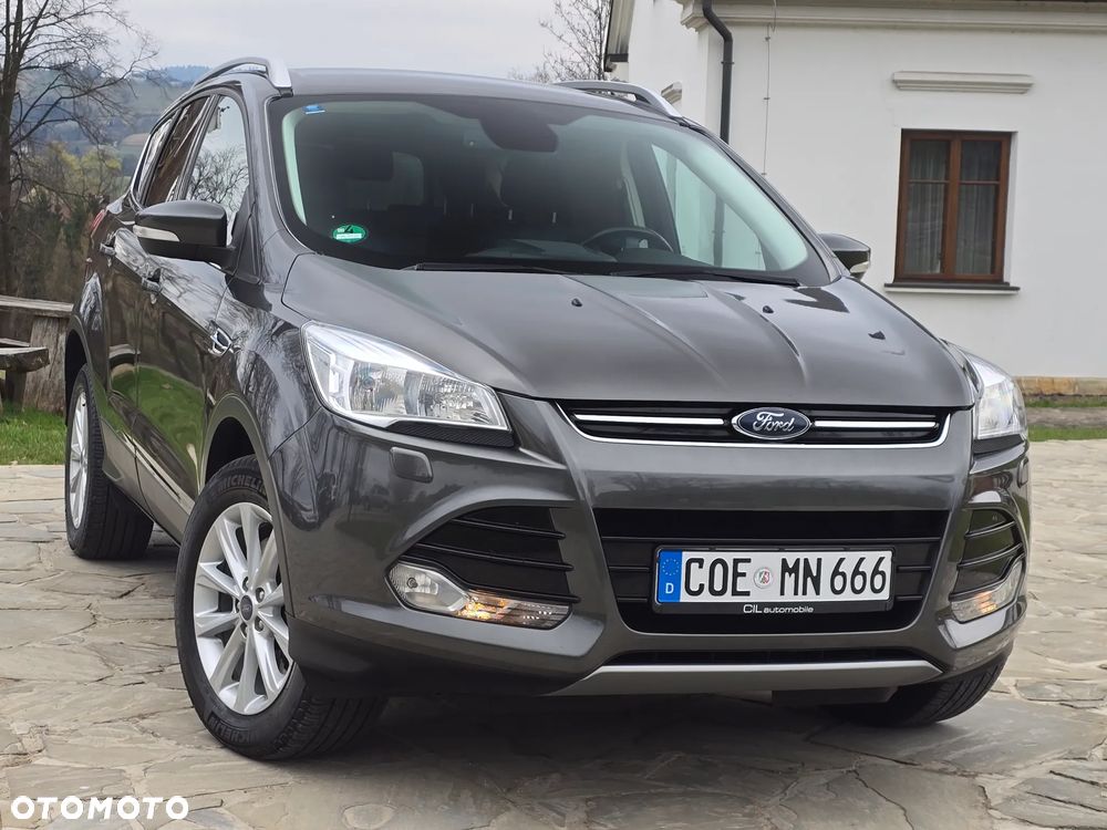 Ford Kuga 2.0 TDCi 2x4 Titanium - 3