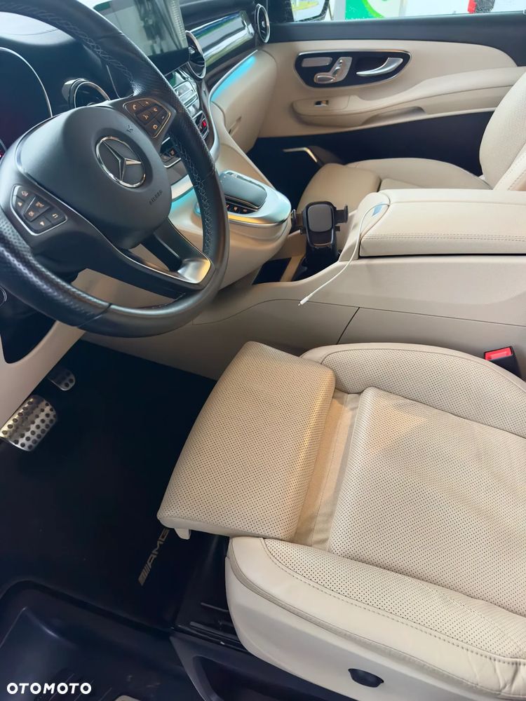 Mercedes-Benz Klasa V 300 d 4-Matic Exclusive 9G-Tronic (d³ugi) - 2