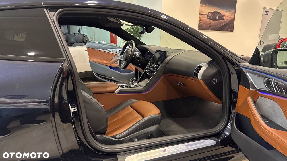 BMW Seria 8 - 30