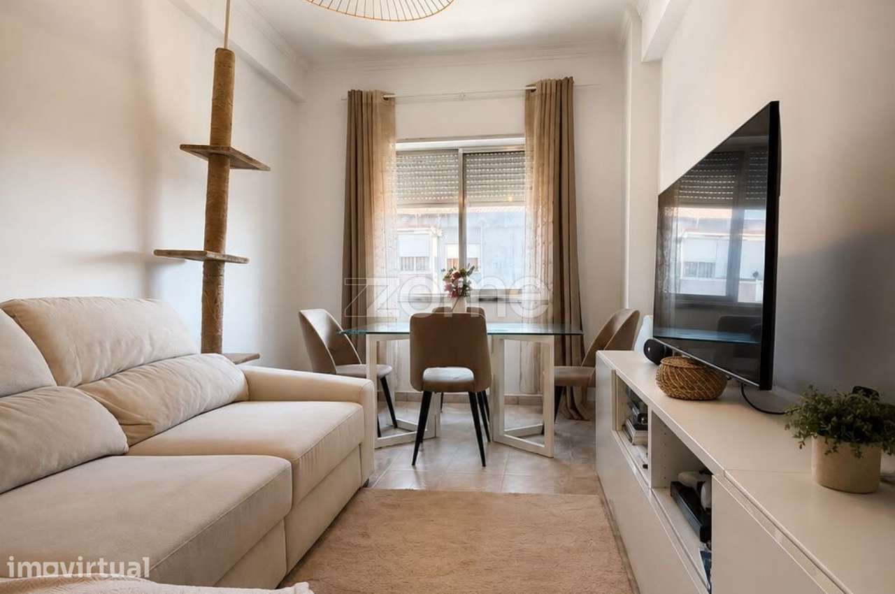 Apartamento T2 em Belas - Grande imagem: 4/11