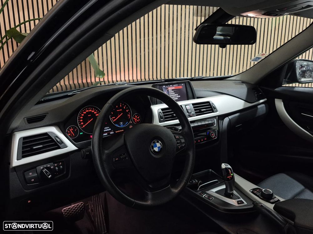 BMW 330 e iPerformance Advantage - 26