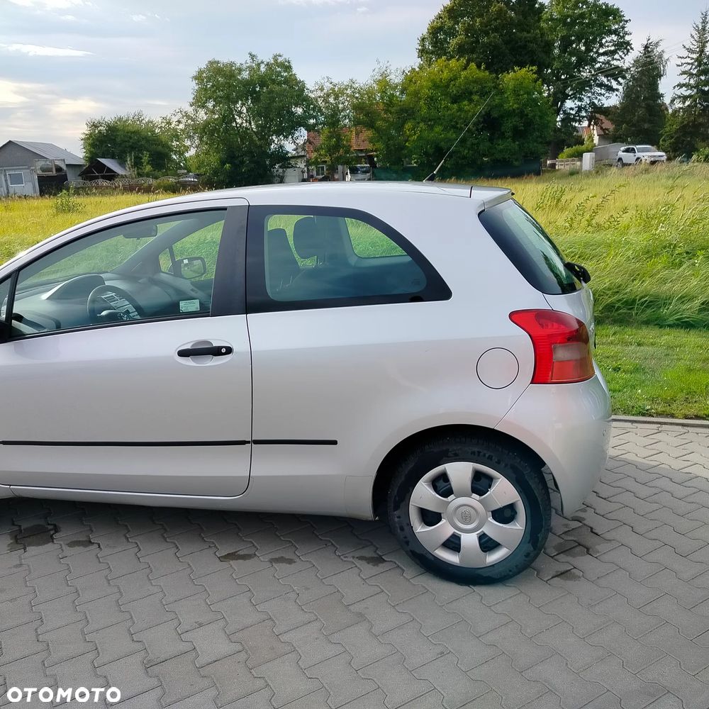 Toyota Yaris 1.0 Luna A/C - 5