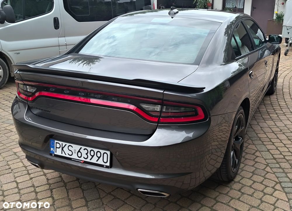 Dodge Charger - 3