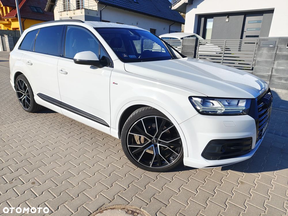 Audi Q7 - 7