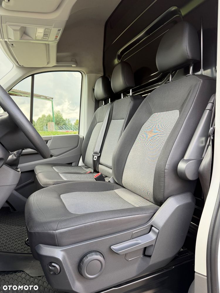 Volkswagen Crafter - 27