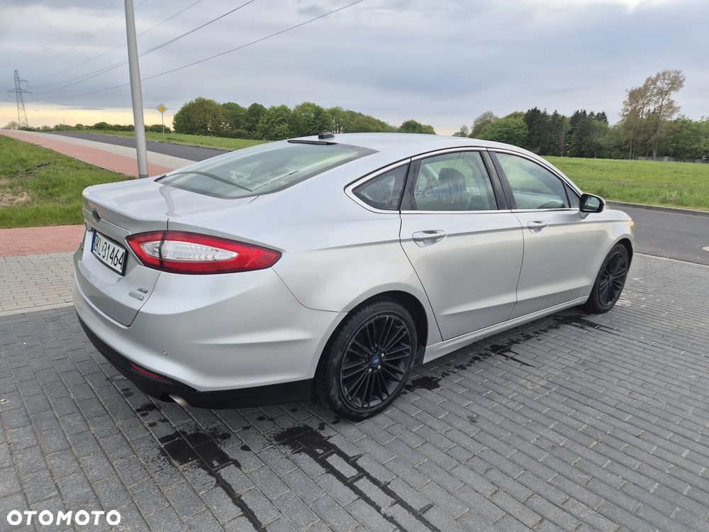 Ford Fusion - 6
