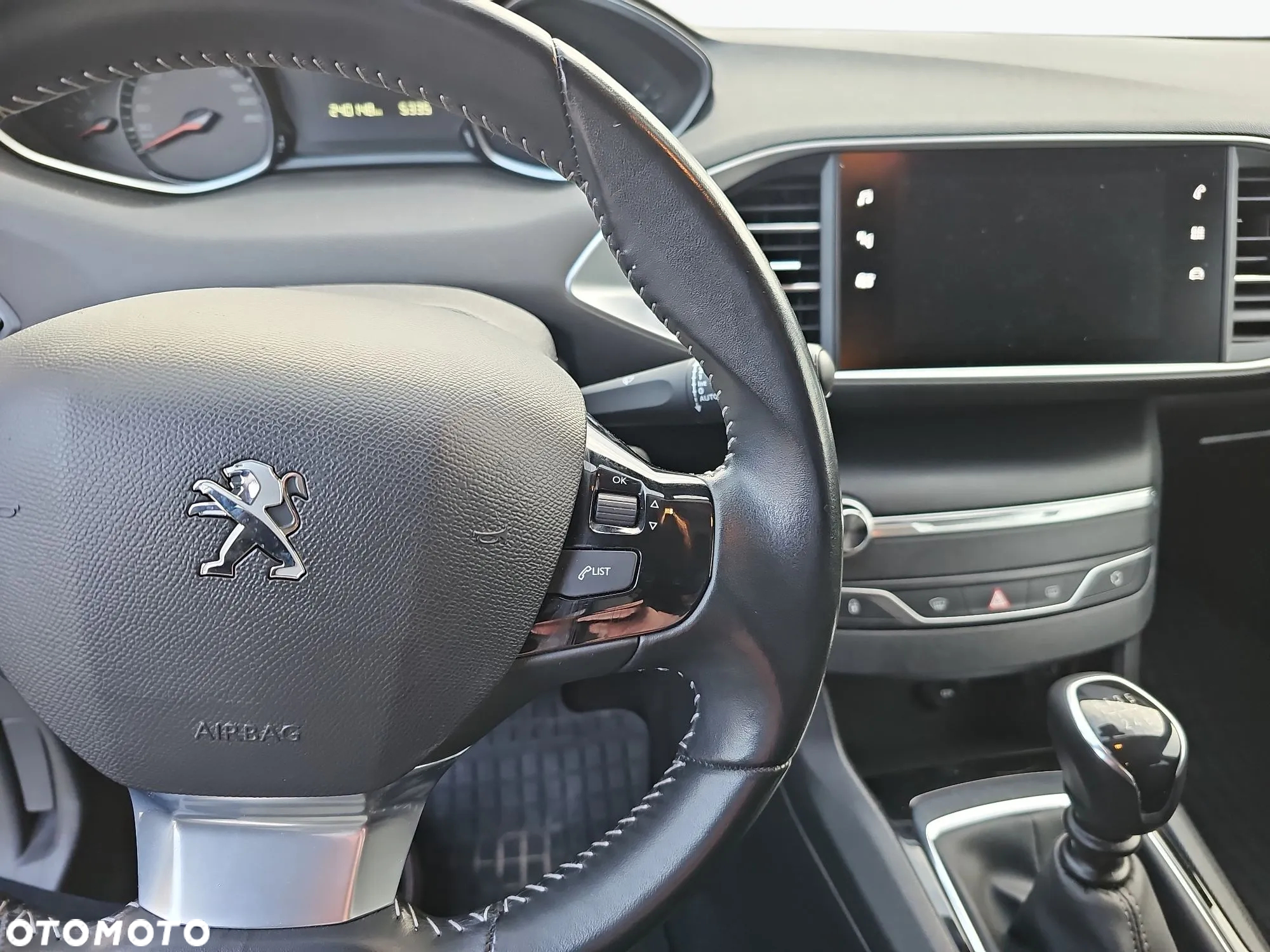Peugeot 308 SW 1.5 BlueHDi Active S&S - 15