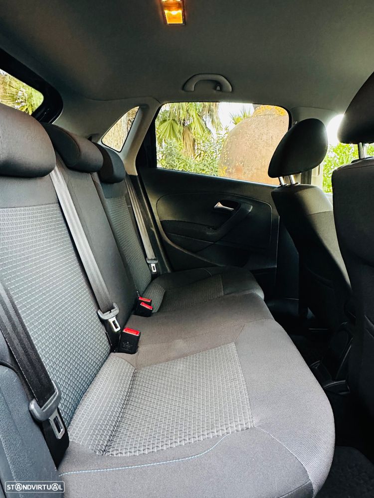 VW Polo 1.4 TDi BlueMotion - 27