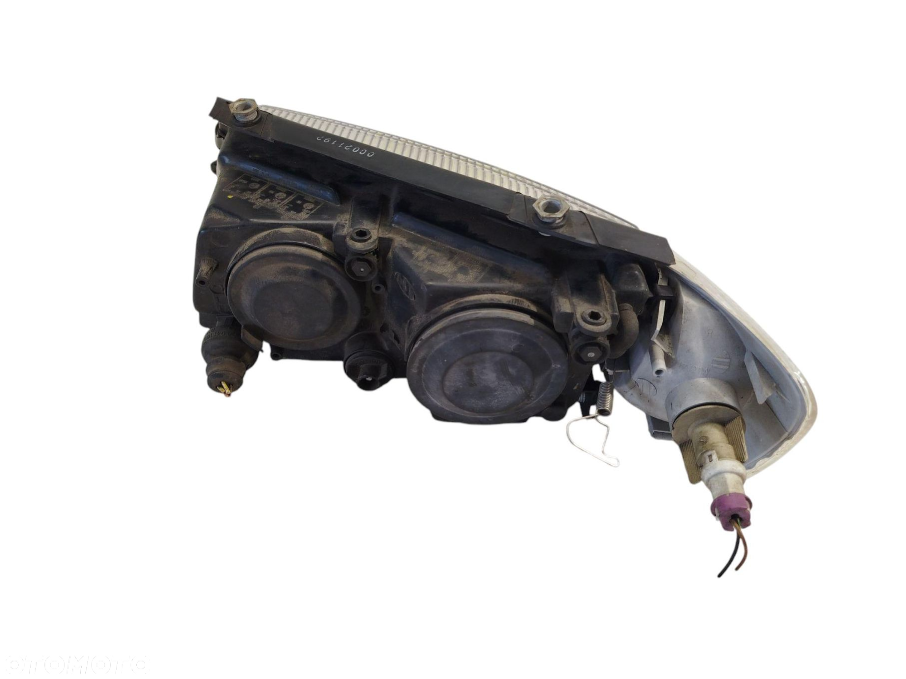 LAMPA PRAWA PRZEDNIA PRZÓD KIERUNKOWSKAZ VW PASSAT B5 - 2
