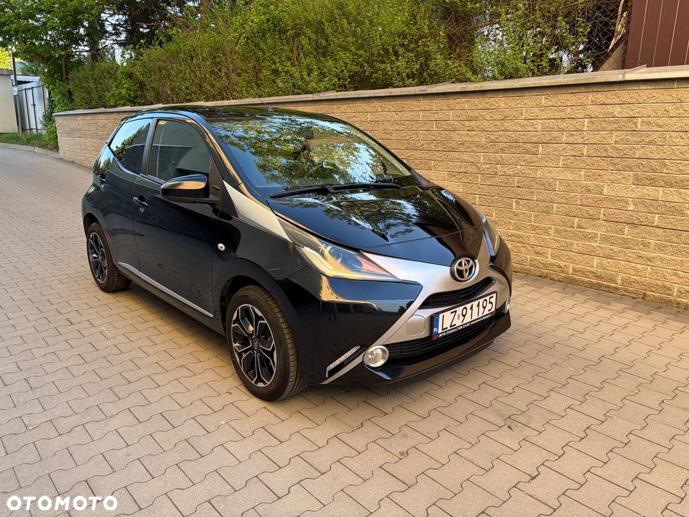 Toyota Aygo x-clusiv - 27