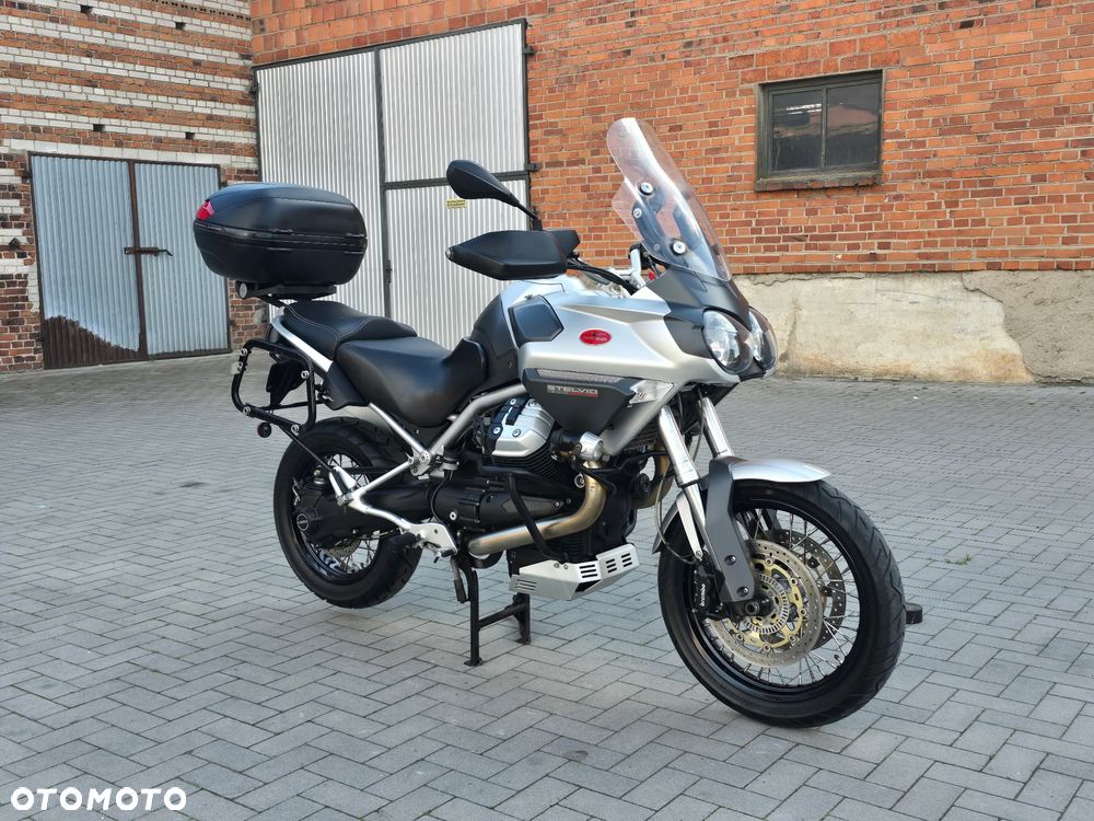 Moto Guzzi Stelvio - 7