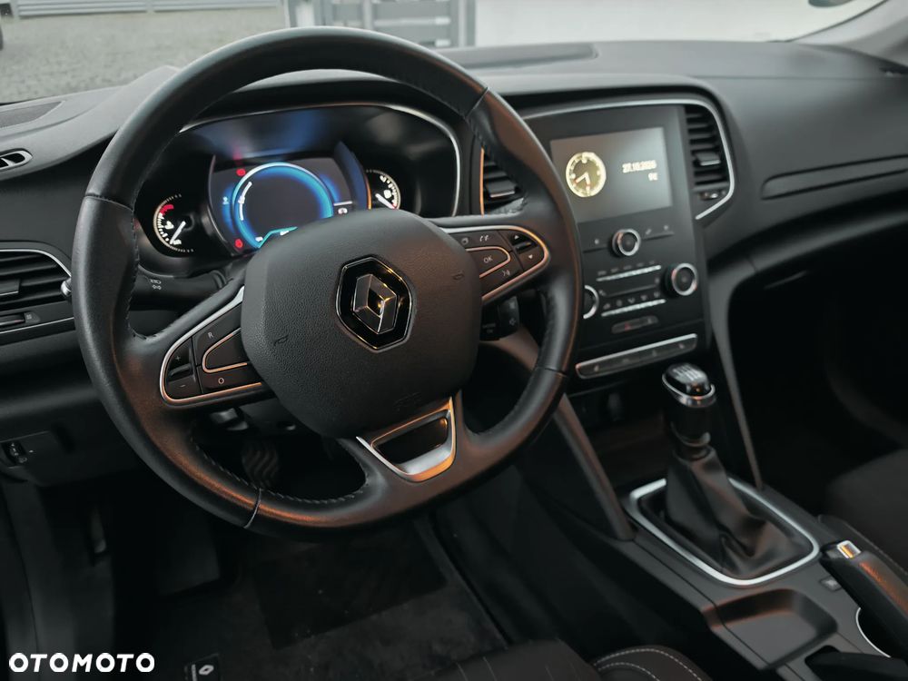 Renault Megane TCe 140 GPF LIMITED - 20