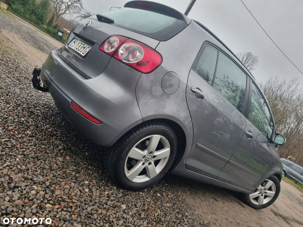 Volkswagen Golf Plus - 9