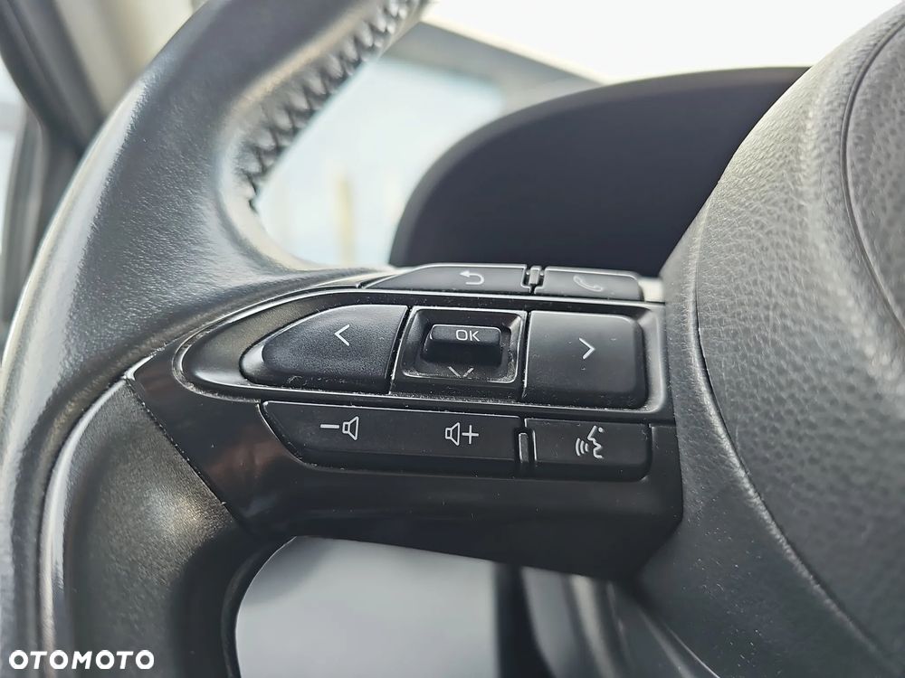 Toyota Yaris 1.5 Comfort - 17