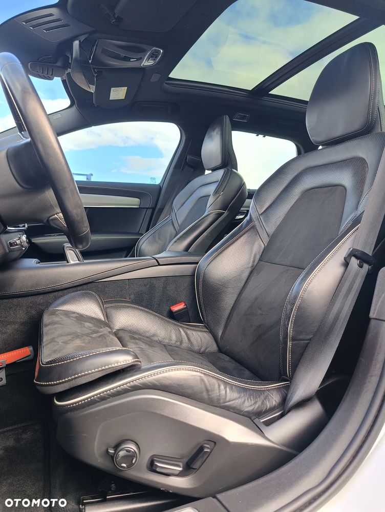 Volvo V90 - 25