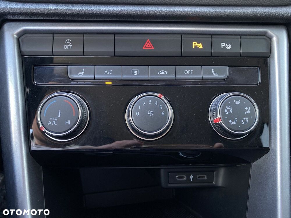 Volkswagen T-Roc 1.5 TSI Life DSG - 20