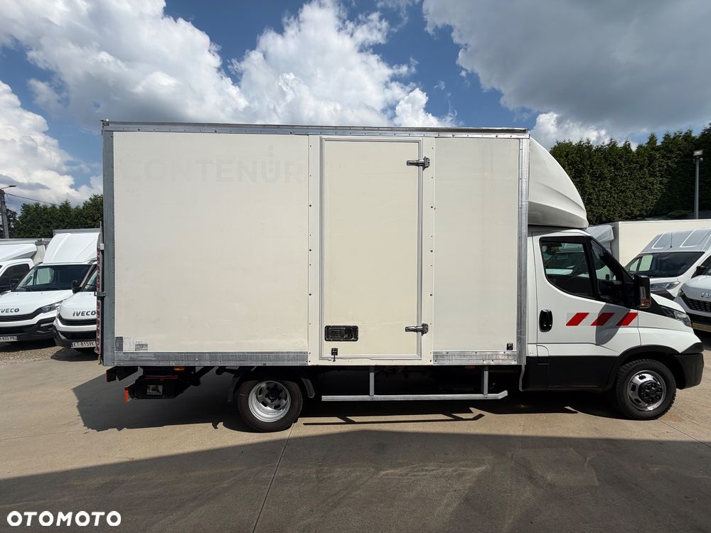 Iveco Daily 35C15 3.0 Kontener 8 Palet z windą - 3