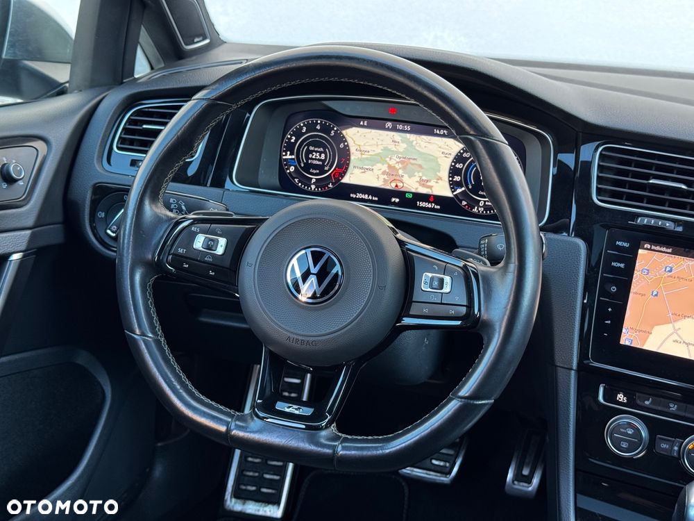 Volkswagen Golf - 13